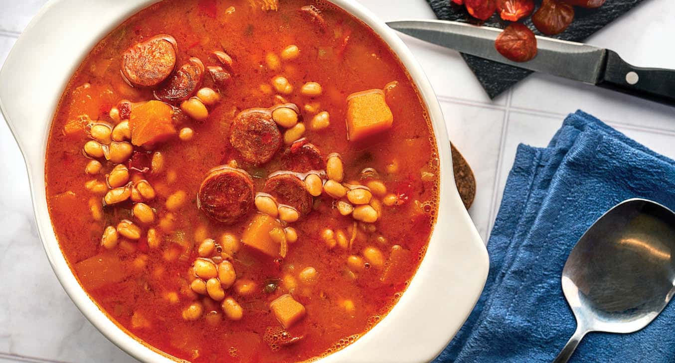 aperitivo - habichuelas blancas guisadas con chorizo