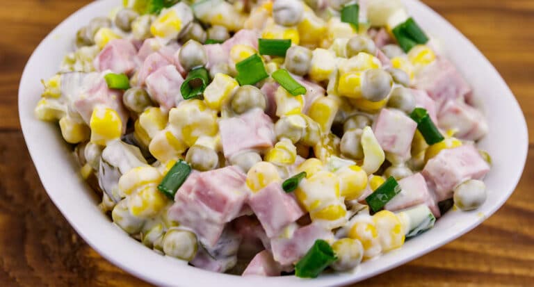 Best ensalada de arvejas y jamon near me