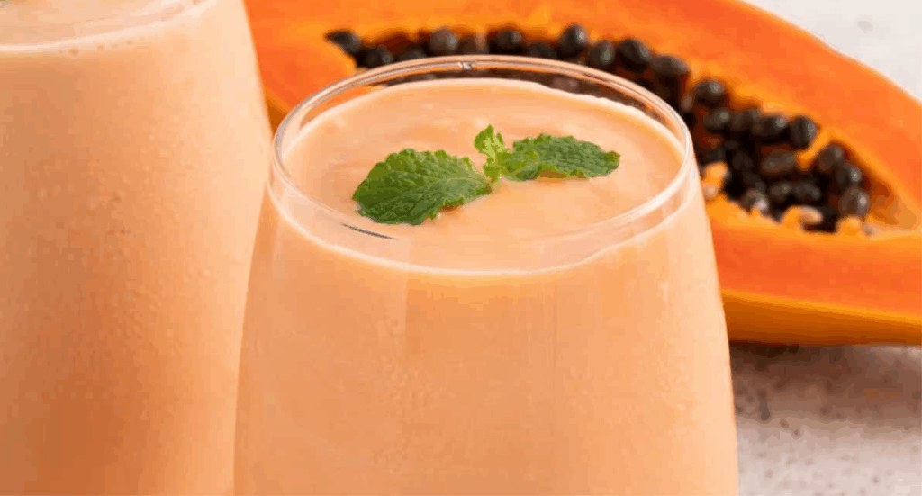 Batido de papaya con leche de coco