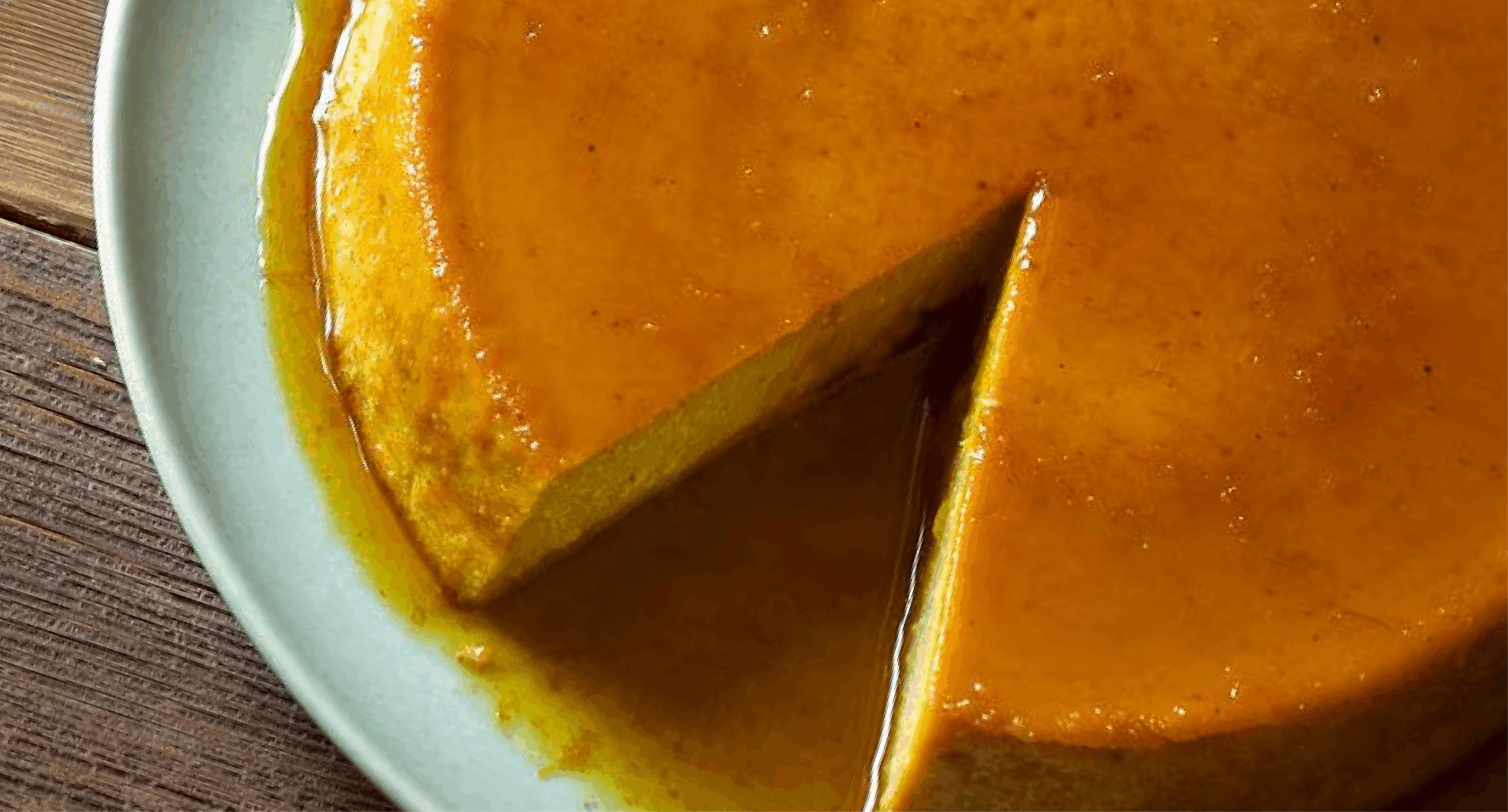 Flan de coquito con caramelo de ron